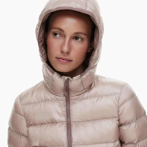 Aritzia Little Puff packable light puffer jacket - Picture 8 of 9